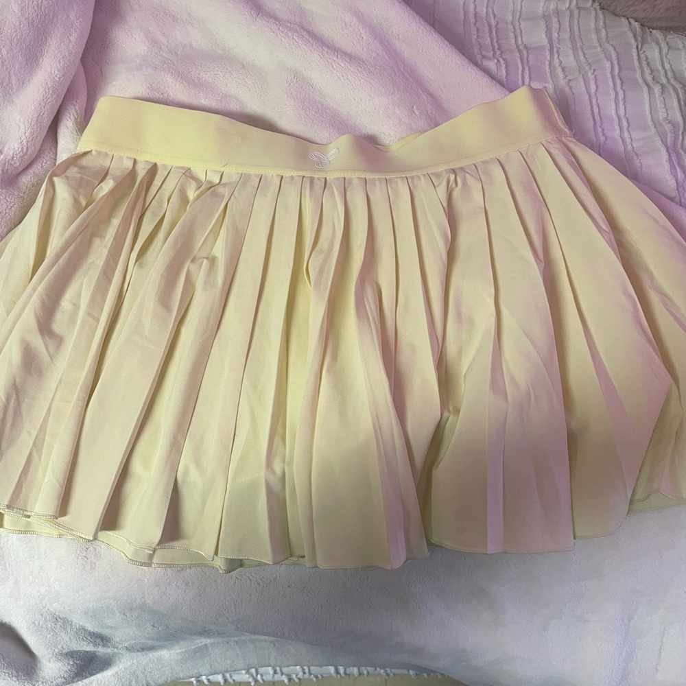 Aritzia TnaMOVE Tennis Micro Skirt